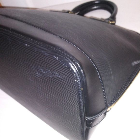 Louis Vuitton Alma Epi Black Satchel - Picture 3 of 16